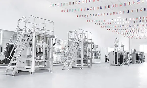 Envasadora Vertical Multipistas de Líquidos en Sachet para una empresa de bebidas en Kazajistán (5 pistas)